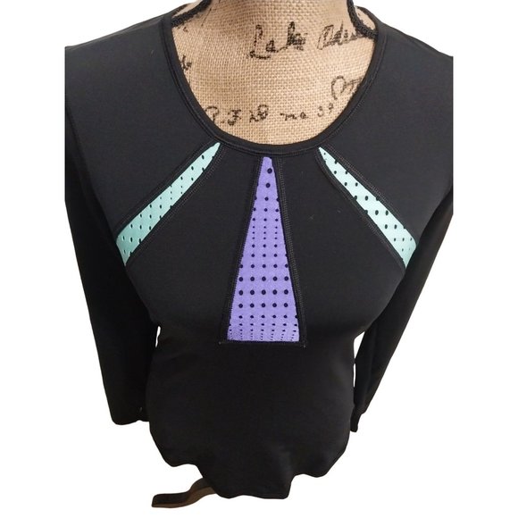 Victoria's Secret Sport Black Long Sleeve Cut Out Design Stretch Shirt Sz XS - Picture 4 of 8